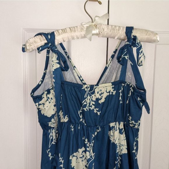 🌊HP🌊 Floral Print Tie Shoulder Ruffle Hem Cami Dress Medium - Picture 10 of 10